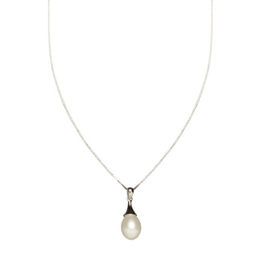 Natural White Pearl Necklace